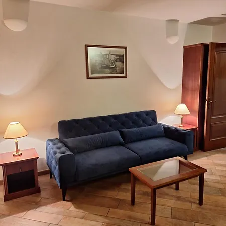 Apartman Lavandula With Heated Swimming Pool