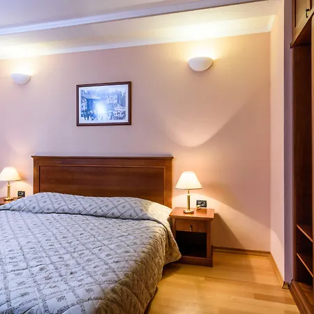 Villa Lavandula With Heated Swimming Pool *