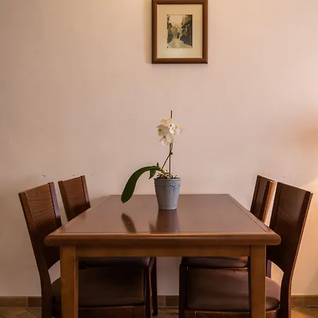 Apartman Lavandula With Heated Swimming Pool