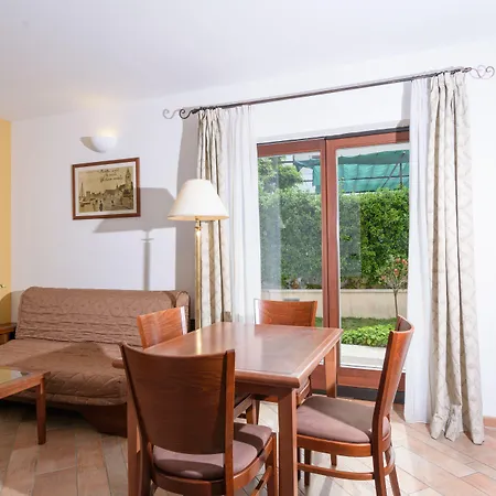 Lavandula With Heated Swimming Pool