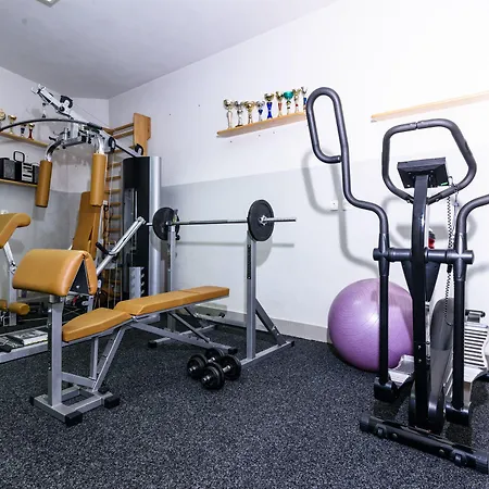 Lavandula With Heated Swimming Pool Apartament *