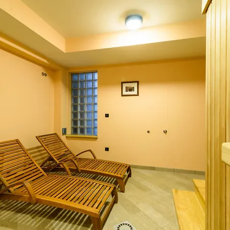 Apartament Lavandula With Heated Swimming Pool
