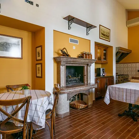 Lavandula With Heated Swimming Pool