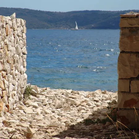 Lavandula With Heated Swimming Pool Apartament