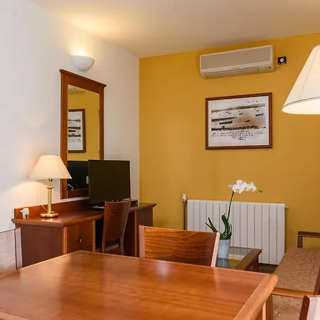 Villa Lavandula With Heated Swimming Pool Trogir