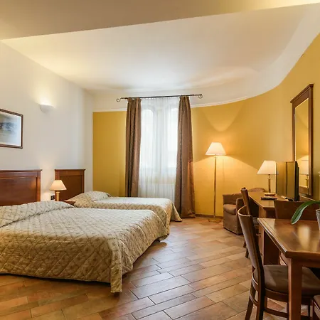 Apartment Villa Lavandula With Heated Swimming Pool