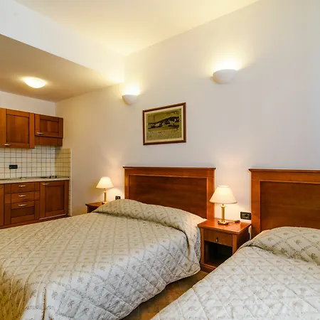 Villa Lavandula With Heated Swimming Pool Trogir