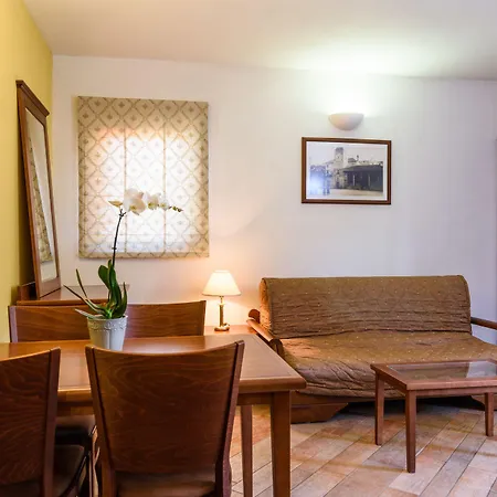 Apartment Villa Lavandula With Heated Swimming Pool *