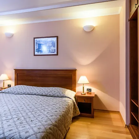 Villa Lavandula With Heated Swimming Pool Apartment *