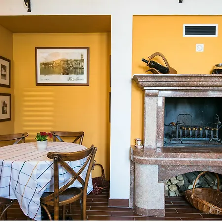 Villa Lavandula With Heated Swimming Pool Trogir