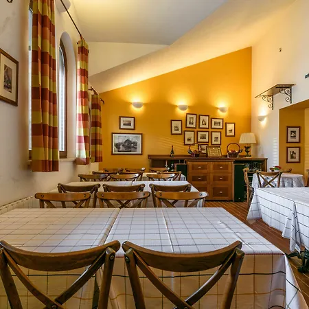 Apartment Villa Lavandula With Heated Swimming Pool *
