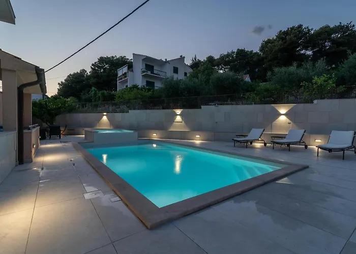 Lavandula With Heated Swimming Pool Apartamento *