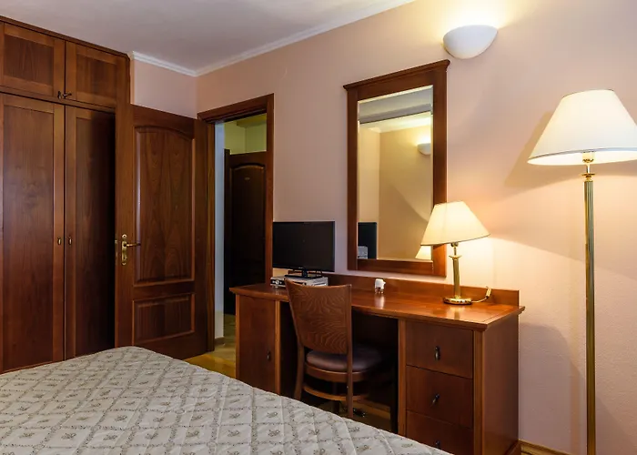 Villa Lavandula With Heated Swimming Pool Апартаменты *