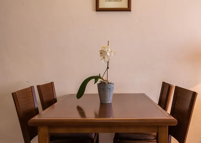 Apartamento Lavandula With Heated Swimming Pool