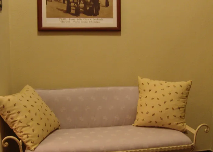 Villa Lavandula With Heated Swimming Pool Апартаменты *