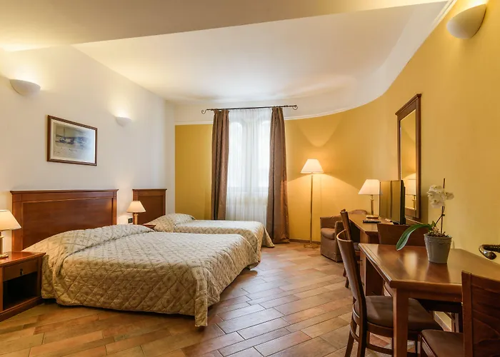 Villa Lavandula With Heated Swimming Pool