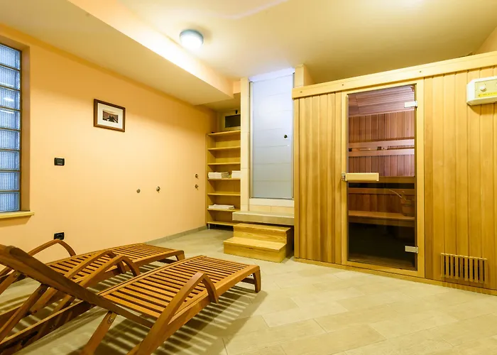 Apartamento Lavandula With Heated Swimming Pool