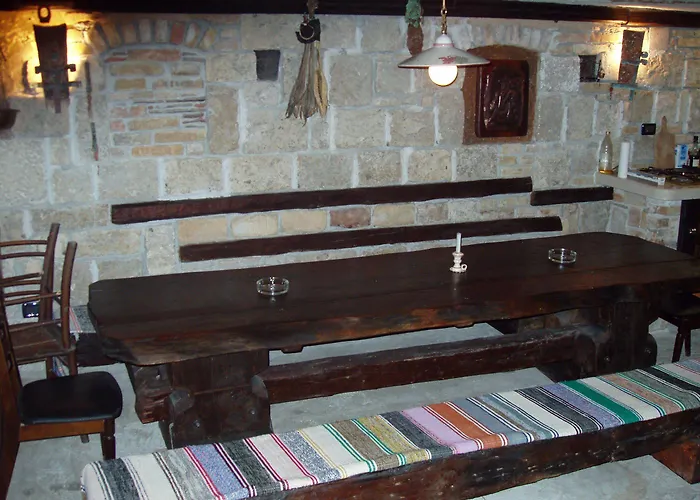 Lavandula With Heated Swimming Pool