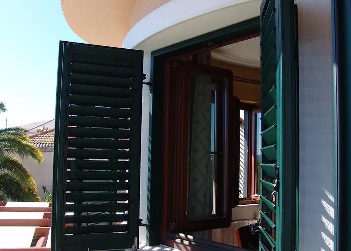 Villa Lavandula With Heated Swimming Pool *