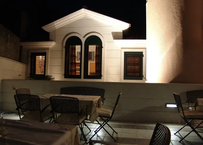 Villa Lavandula With Heated Swimming Pool * Трогир