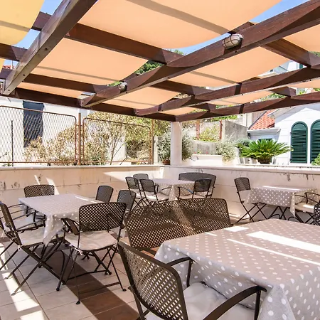 Villa Lavandula With Heated Swimming Pool *