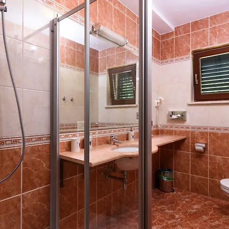 Lavandula With Heated Swimming Pool * Trogir