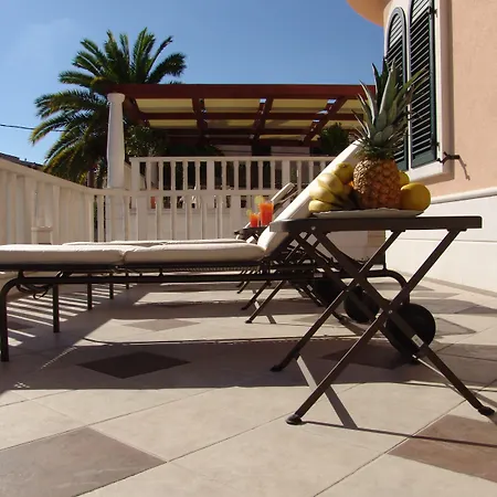 Lavandula With Heated Swimming Pool * Trogir